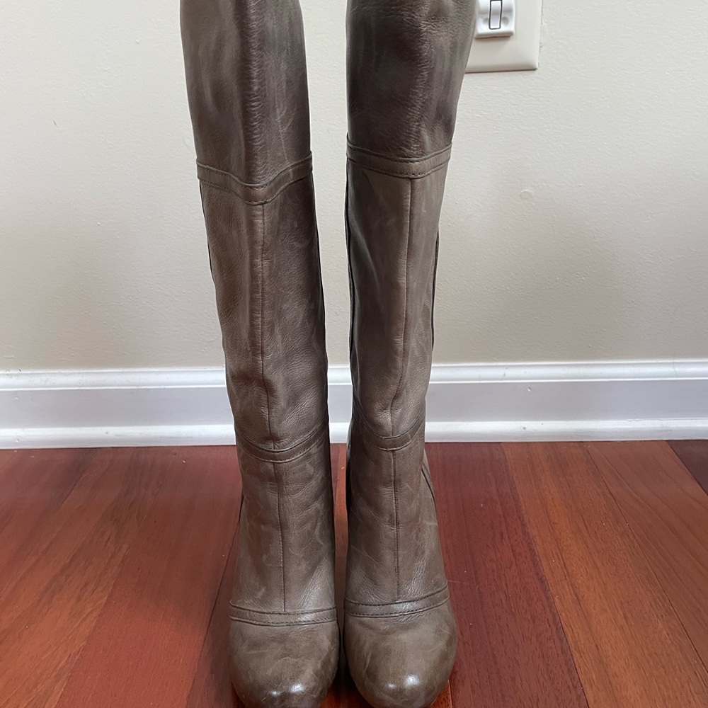 Luca Stefani Tall Boots in Mocha Brown - Picture 2 of 5